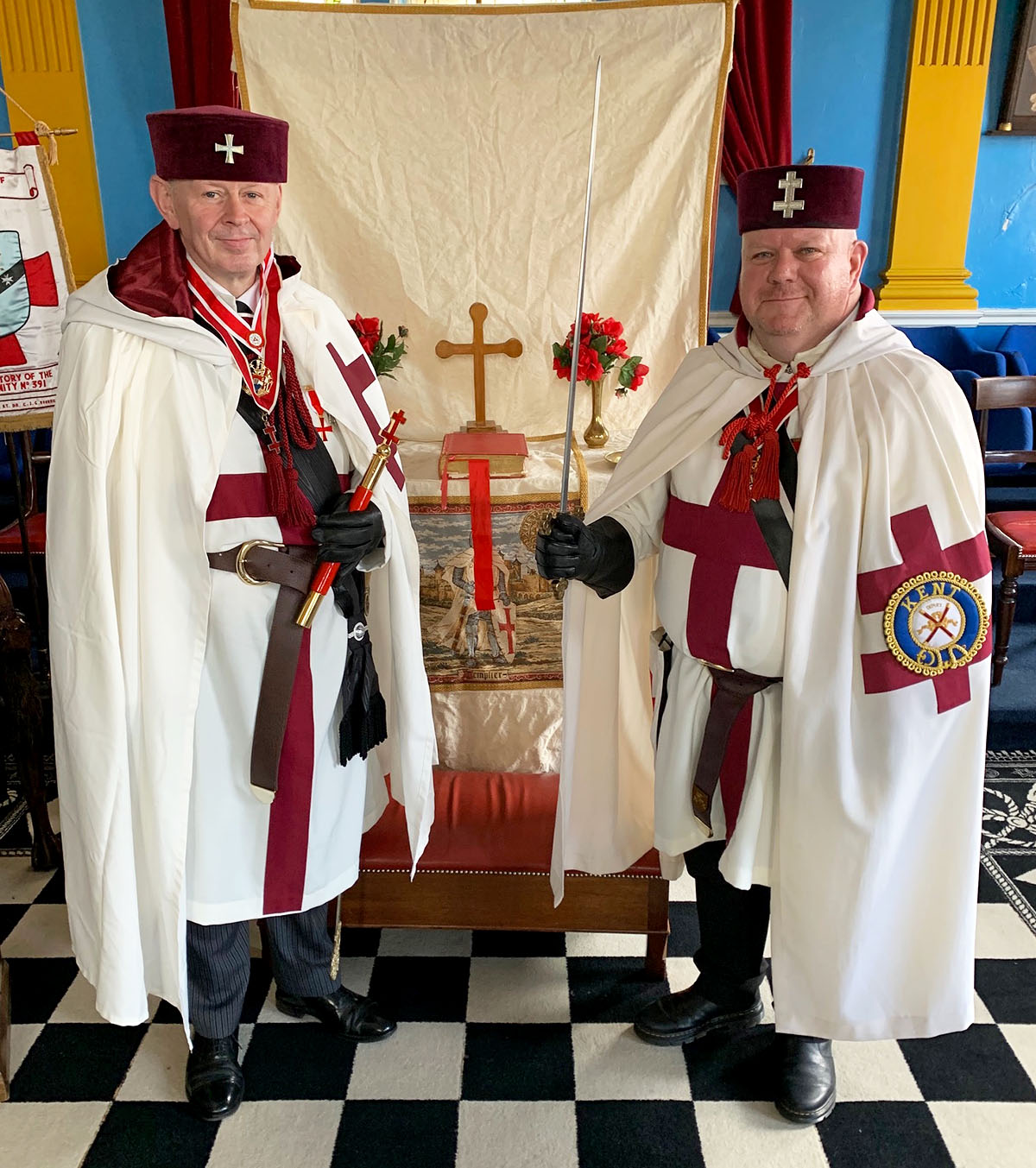 E.Kt. Noel Young & E.Kt. Stephen Hyland